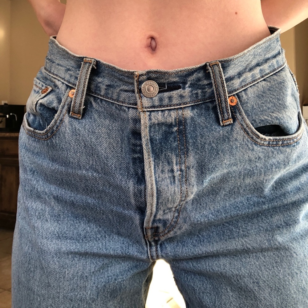 Levi’s Wedgie!!
